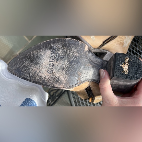 🔥Old Gringo Tan Embroidered VERY Distressed Ankle Boots, EUC, 9 (Actual Photos) - Picture 7 of 16